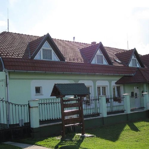 Pegazus Szálláshely És Étterem Dombegyház