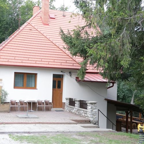 Borostyán Vendégház Répáshuta