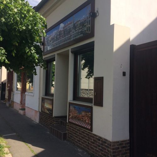 Galéria Mini Apartman Keszthely – Keszthely, Węgry