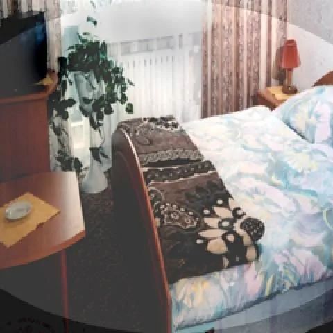 Motel**  "Miś"  Rzezawa
