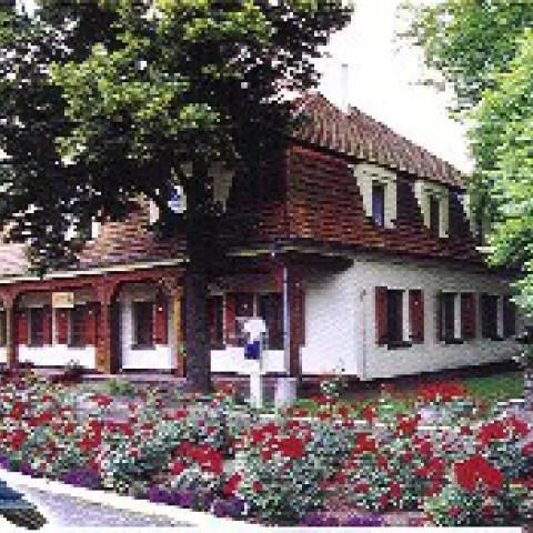 HOTEL 'POD KACZOREM' Czempiń