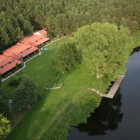 Hotel pod Sosnami** Osieck – Osieck, Polska