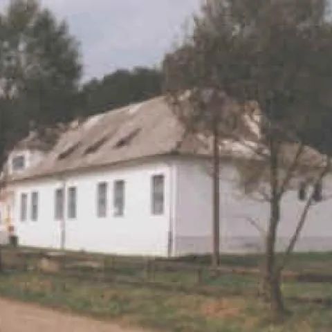 Schronisko w Dołżycy Dołżyca