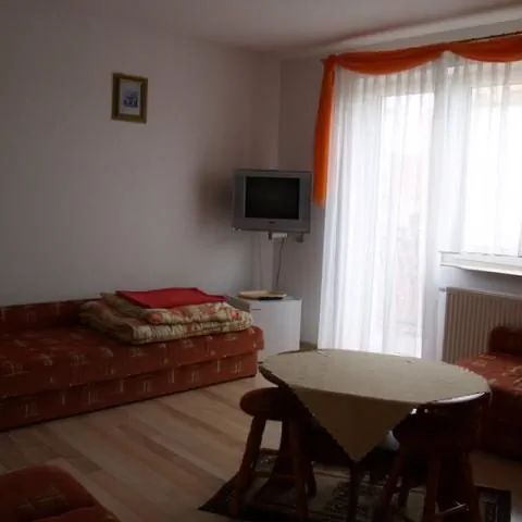 Pokoje gościnne AWER Rewa