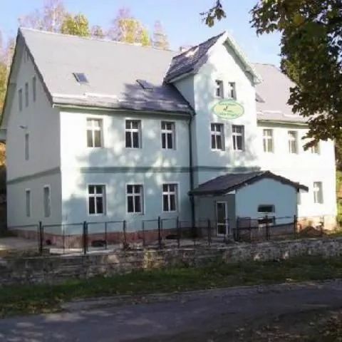 Gościniec " Zielone Wzgórza Rościszów