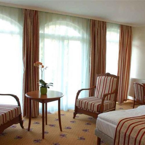 Camera twin standard cu balcon