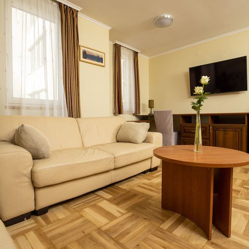 Apartament deluxe cu 2 camere pentru 4 pers.