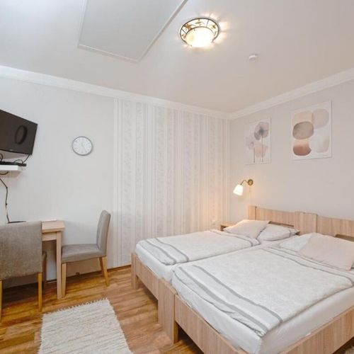 Apartament 2-osobowy na parterze Z oddzielnym wejściem z 1 pomieszczeniem sypialnianym