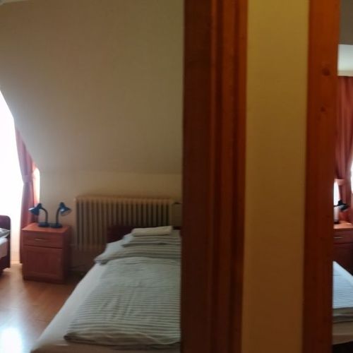 Apartament la etaj cu 2 camere pentru 4 pers.