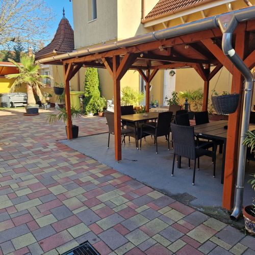 Apartament la etaj cu balcon cu 1 camera pentru 5 pers.