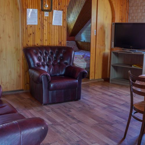 Apartament 4-osobowy na poddaszu z panoramą z 2 pomieszczeniami sypialnianymi (możliwa dostawka)