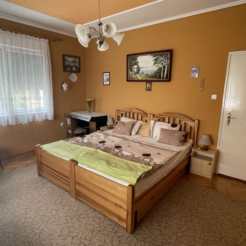 Standard Apartman pro 12 os. se 6 ložnicemi celý Dům