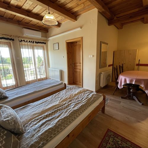 Apartament familial(ă) la etaj cu 2 camere pentru 5 pers.