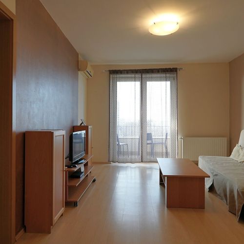 Apartament gold cu panoramă cu 2 camere pentru 4 pers.