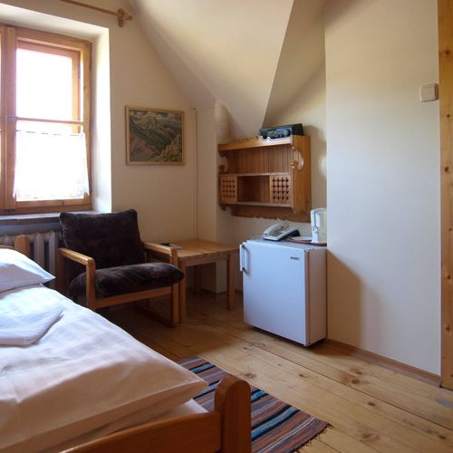 Camera single standard cu baie