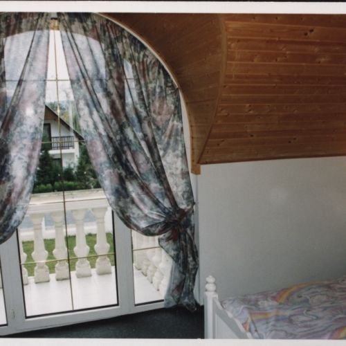 Apartament superior family cu 2 camere pentru 4 pers. (se poate solicita pat suplimentar)