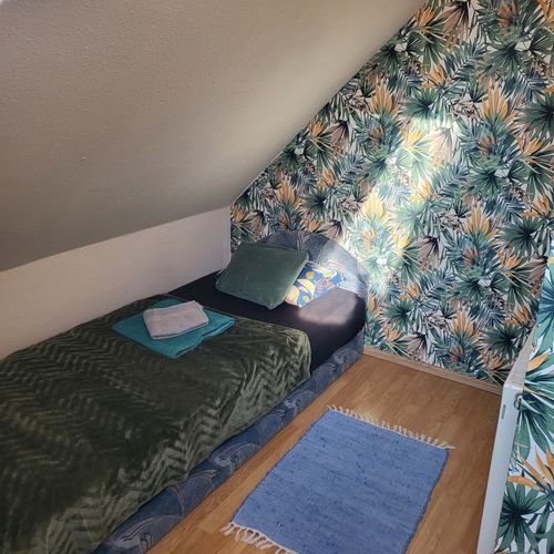 Apartament 2-osobowy na poddaszu z 1 pomieszczeniem sypialnianym