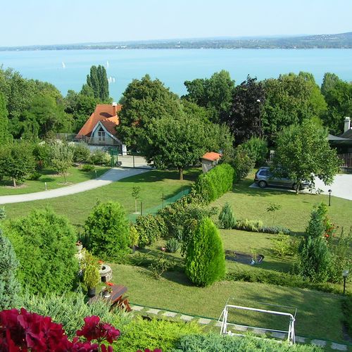 Apartament 6-osobowy z balkonem z panoramą z 3 pomieszczeniami sypialnianymi