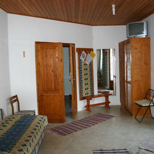 Apartament 4-osobowy na parterze tV z płaskim ekranem z 2 pomieszczeniami sypialnianymi