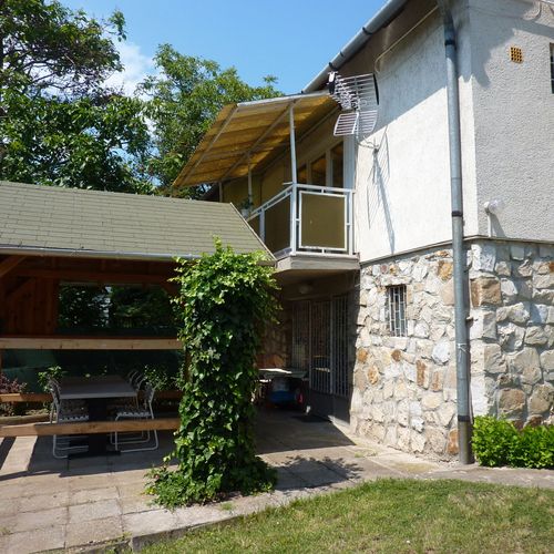 Apartament standard family cu 4 camere pentru 8 pers.