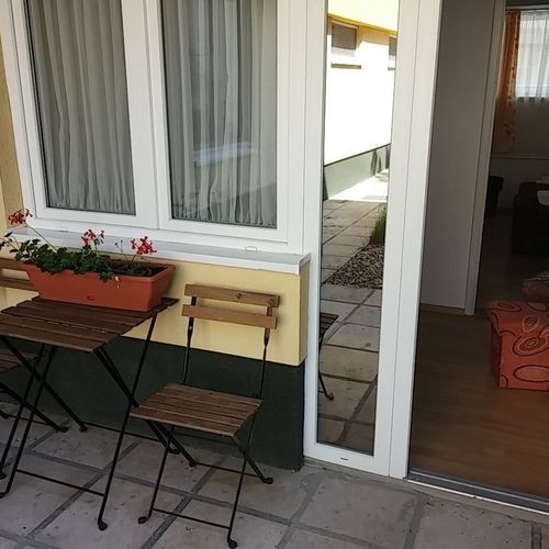 Camera cvadrupla la parter cu aer condiționat