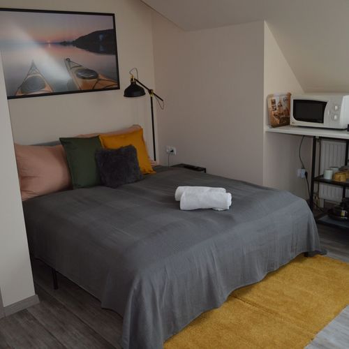 Apartament la mansardă cu balcon cu 1 camera pentru 2 pers.