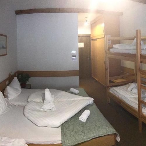 Pokój 4-osobowy Family z balkonem