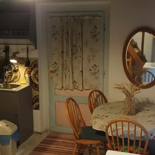 Apartament tourist la mansardă cu 1 camera pentru 6 pers.