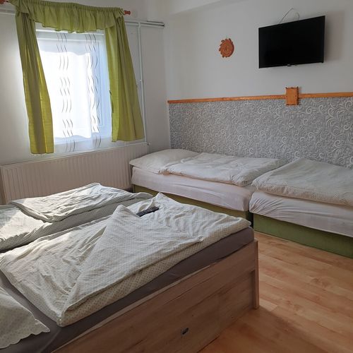 Apartament standard family cu 1 camera pentru 4 pers.