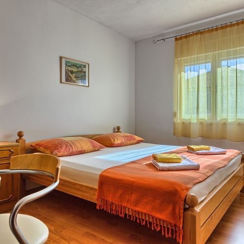 Apartament 6-osobowy Komfort z widokiem na ogród z 3 pomieszczeniami sypialnianymi