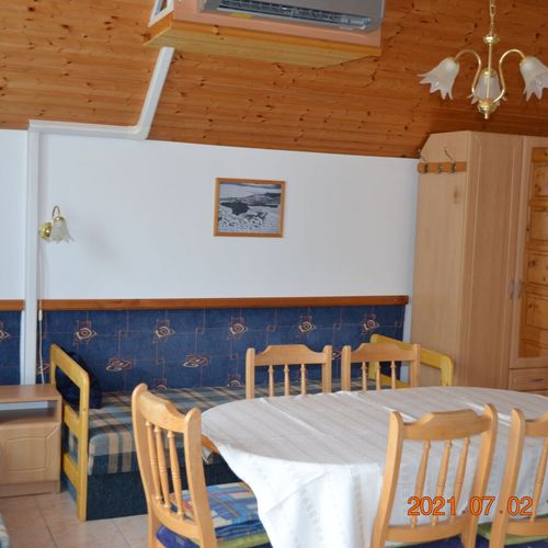 Apartament standard cu 2 camere pentru 4 pers.