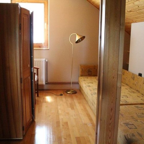 Apartament family la mansardă cu 3 camere pentru 6 pers.