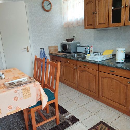 Apartament 4-osobowy na parterze z widokiem na ogród z 2 pomieszczeniami sypialnianymi