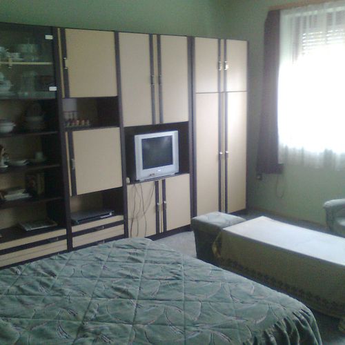 Apartman s terasou pro 4 os. se 2 ložnicemi na přízemí (s možností přistýlky)
