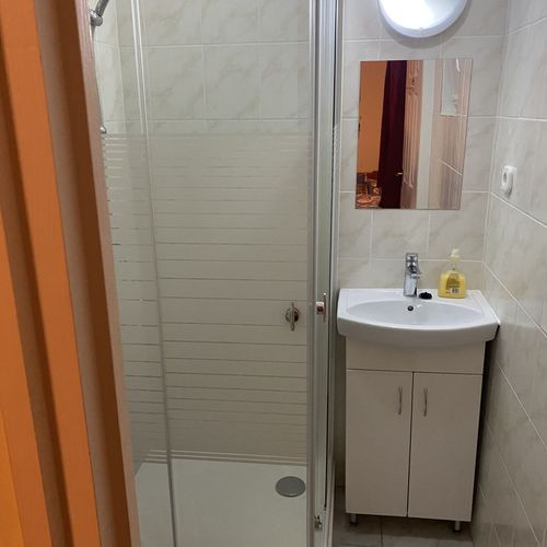 Apartament studio la etaj cu 1 camera pentru 2 pers.