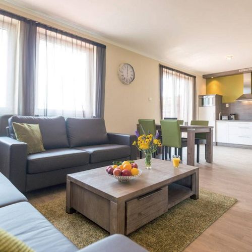 Apartament premium cu terasă cu 3 camere pentru 6 pers.