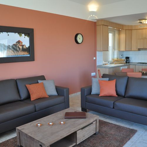 Apartament confort cu terasă cu 2 camere pentru 4 pers.