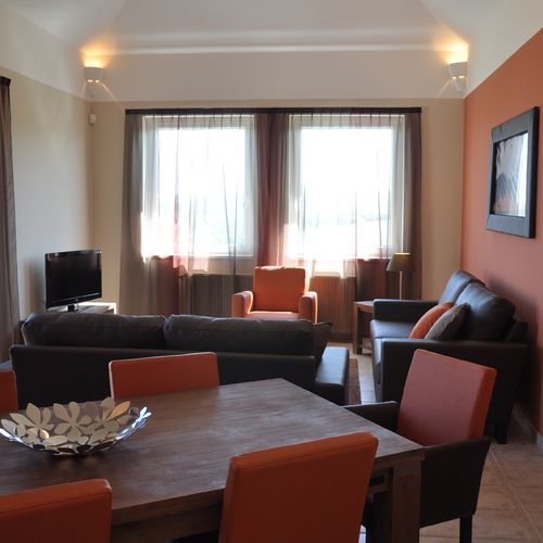 Apartament confort cu terasă cu 3 camere pentru 6 pers.