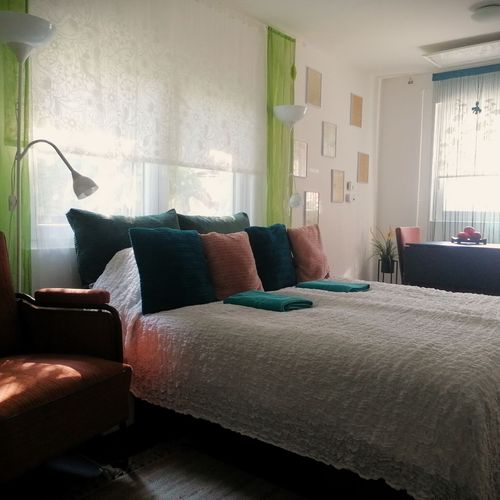 Apartament familial(ă) întreaga unitate cu 1 camera pentru 2 pers. (se poate solicita pat suplimentar)