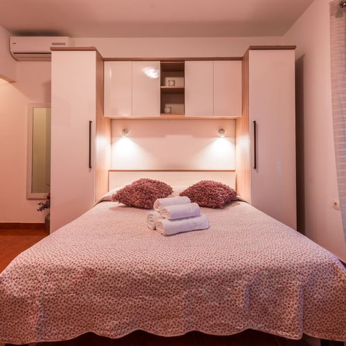 Apartament studio cu balcon cu 1 camera pentru 2 pers.