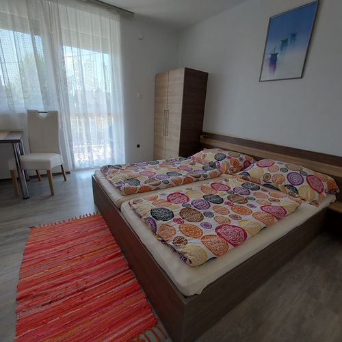 Apartament studio cu balcon cu 1 camera pentru 2 pers. (se poate solicita pat suplimentar)