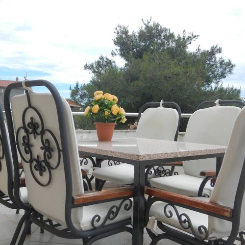 Apartament 4-osobowy z 2 pomieszczeniami sypialnianymi (możliwa dostawka)