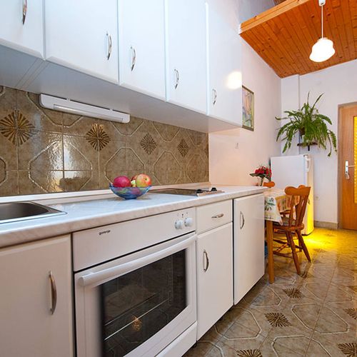 Apartament a cu 2 camere pentru 4 pers. (se poate solicita pat suplimentar)