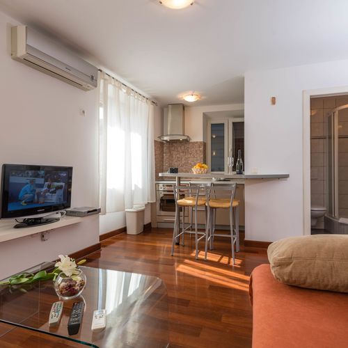 Apartament 2-osobowy na piętrze Family z 1 pomieszczeniem sypialnianym (możliwa dostawka)
