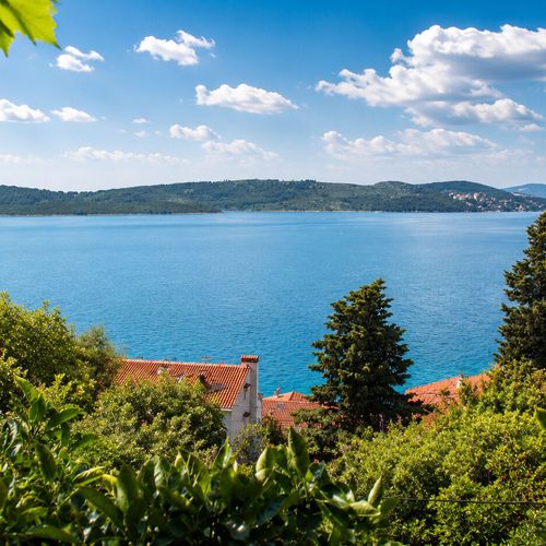 Apartament 6-osobowy z balkonem z widokiem na morze z 3 pomieszczeniami sypialnianymi