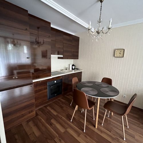 Deluxe Apartman pro 4 os. se 2 ložnicemi na přízemí