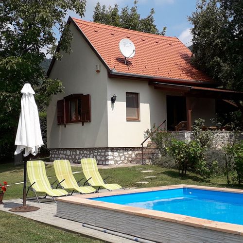 Casă de vacanță familial(ă) a pentru 6 pers. (se inchirieaza doar integral)