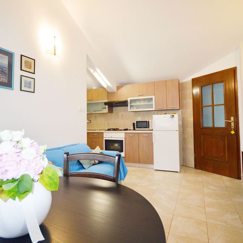 Apartament 4-osobowy z 2 pomieszczeniami sypialnianymi