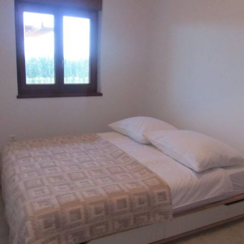 Apartman pro 4 os. s 1 ložnicí s výhledem na jezero přízemní