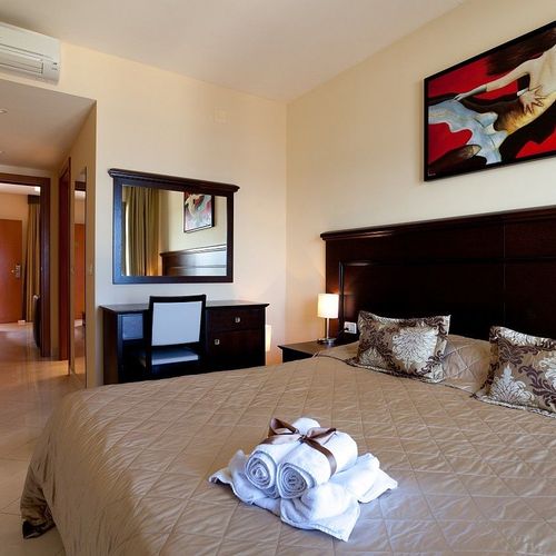 Pokój 2-osobowy Junior Family (możliwa dostawka)